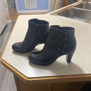 Black side zip boots